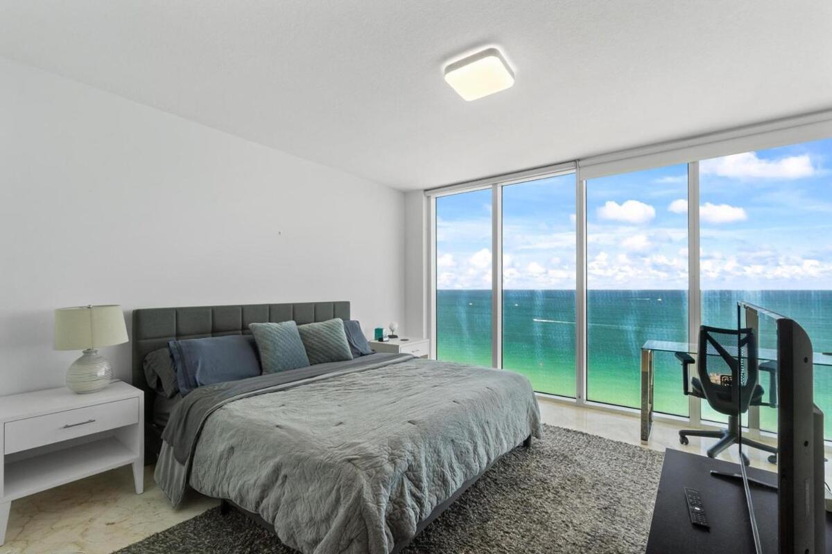 Luxury 2-Bedrooms Oceanfront Condo In Sunny Isles Sunny Isles Beach Exterior photo