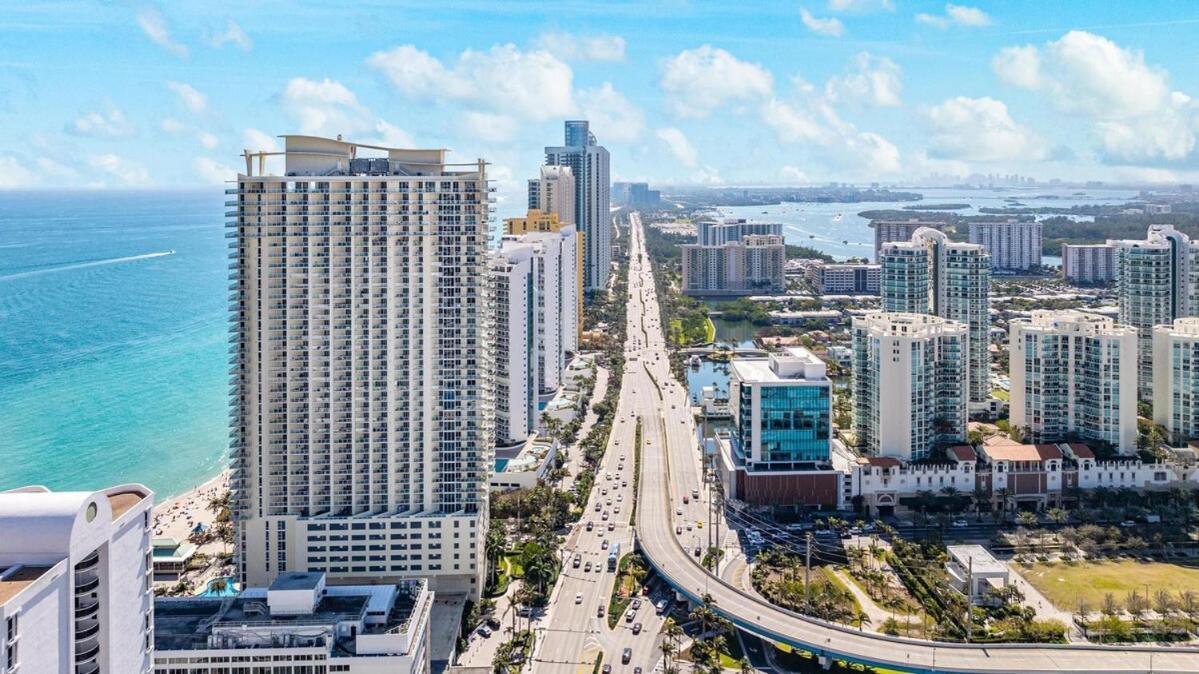 Luxury 2-Bedrooms Oceanfront Condo In Sunny Isles Sunny Isles Beach Exterior photo