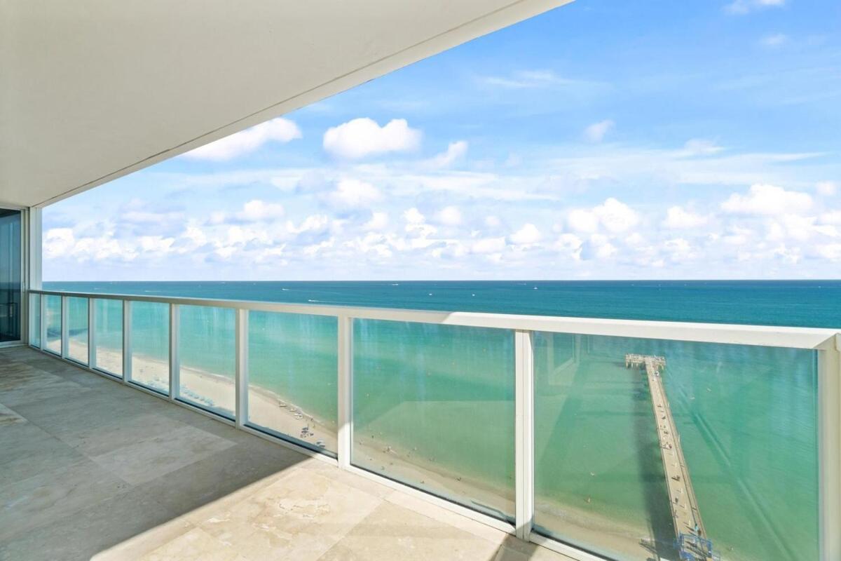 Luxury 2-Bedrooms Oceanfront Condo In Sunny Isles Sunny Isles Beach Exterior photo