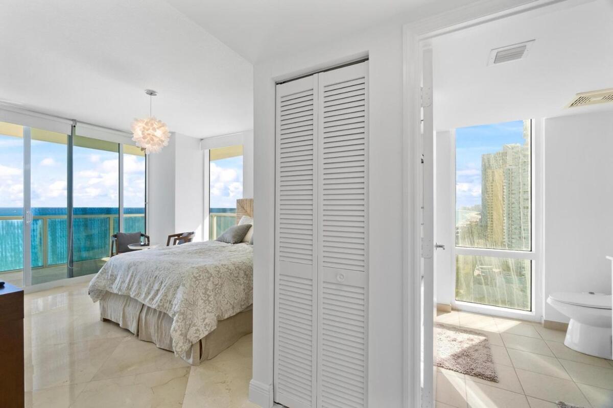 Luxury 2-Bedrooms Oceanfront Condo In Sunny Isles Sunny Isles Beach Exterior photo